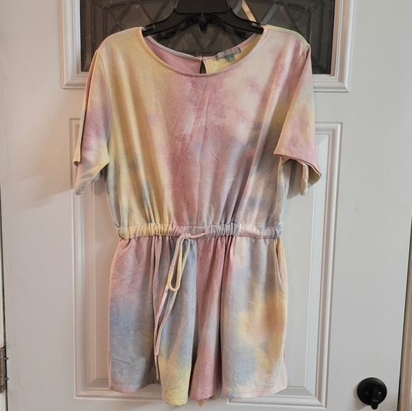 Women's Romper XL - Picture 2 of 5